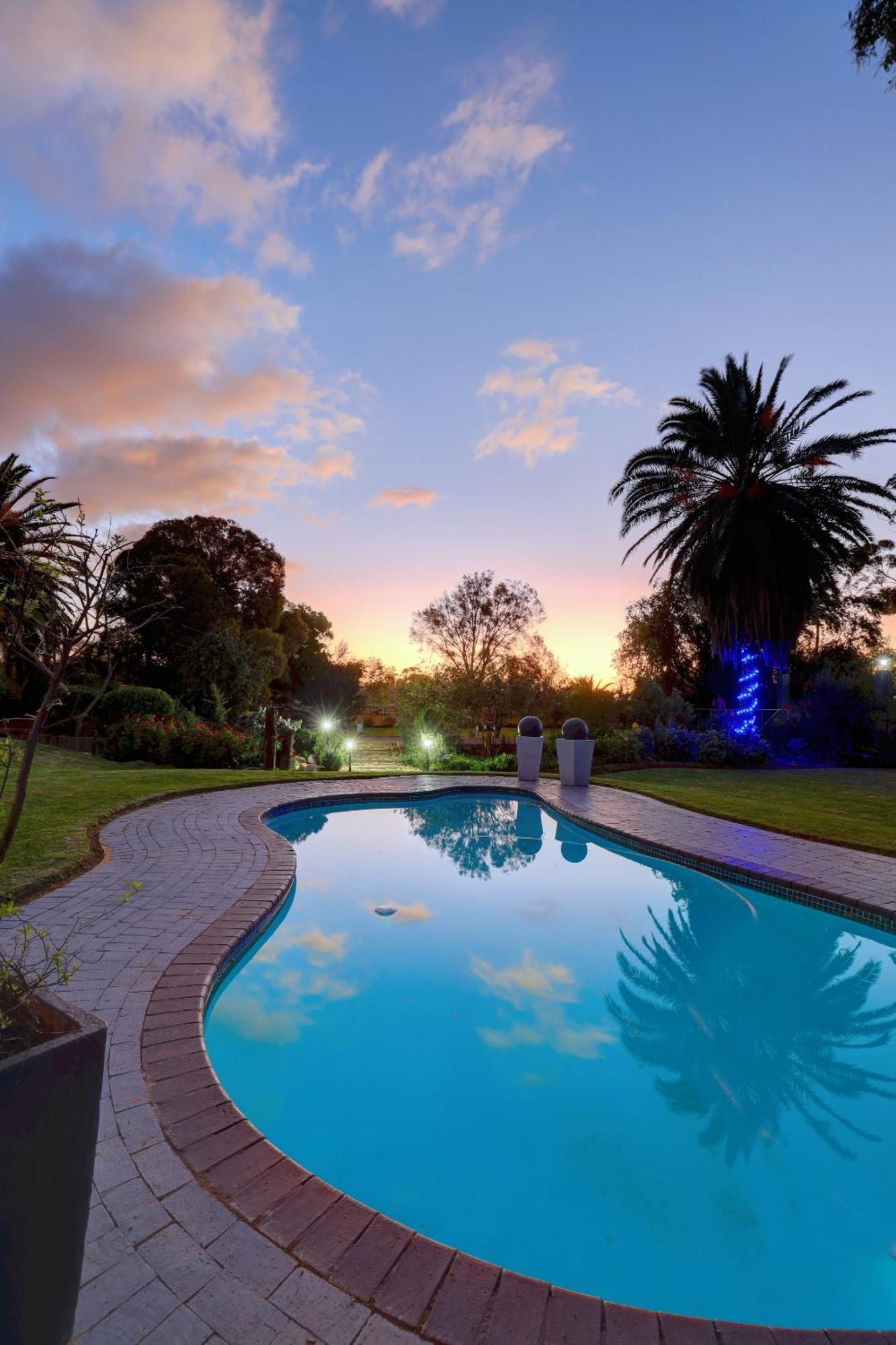 Thylitshia Villa Country Guest House Oudtshoorn Bagian luar foto