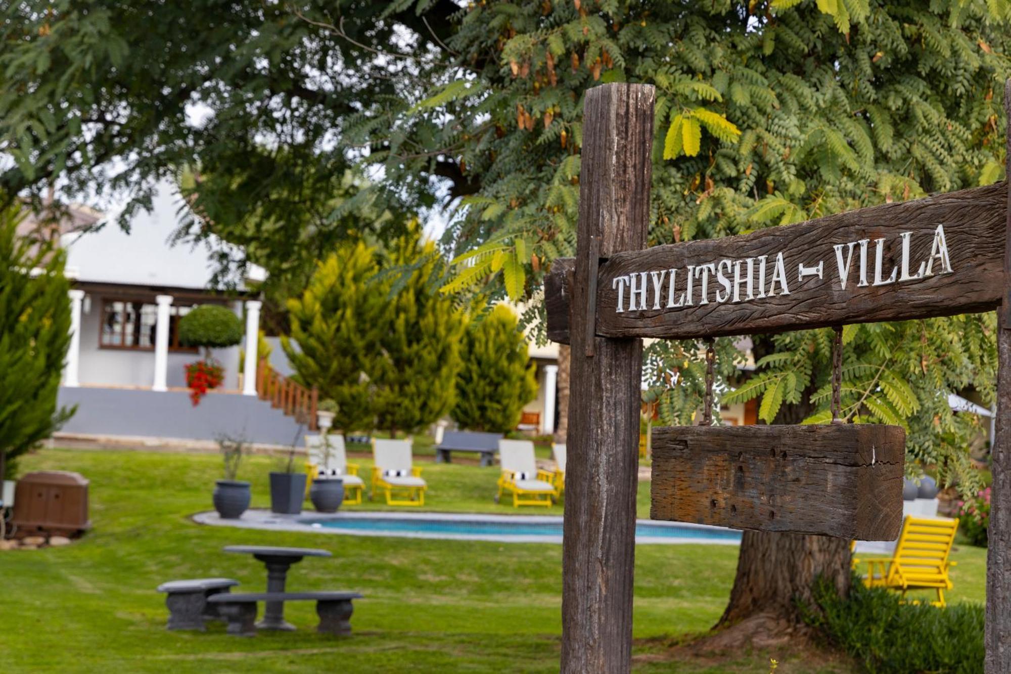 Thylitshia Villa Country Guest House Oudtshoorn Bagian luar foto