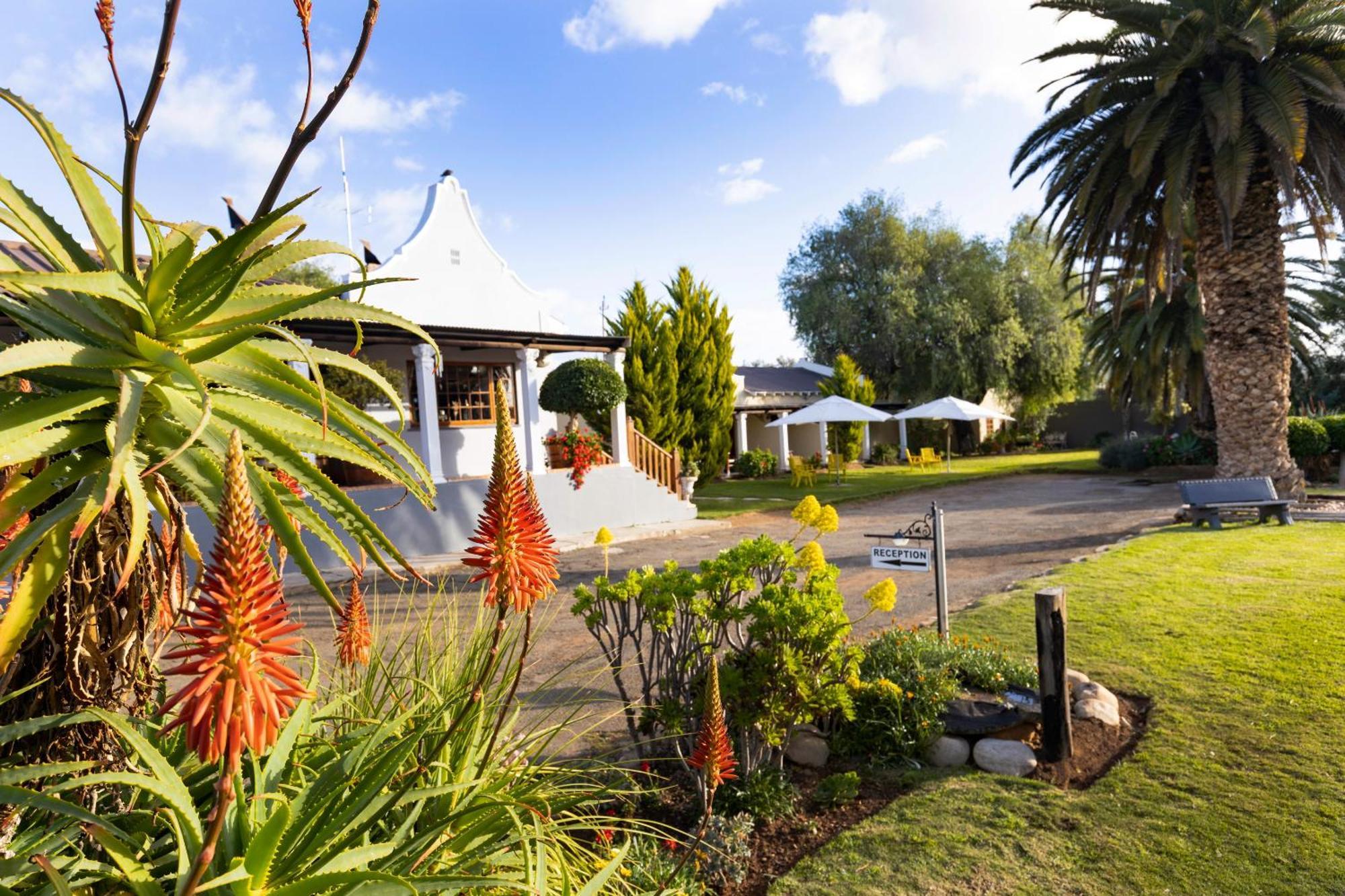 Thylitshia Villa Country Guest House Oudtshoorn Bagian luar foto
